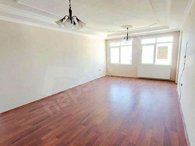 Numune Evlerde 175m² Kiralık Daire 3+1 - Görsel 14