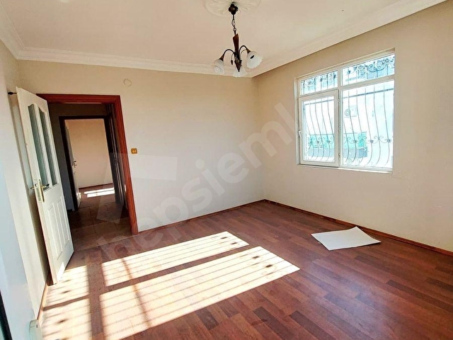 Numune Evlerde 175m² Kiralık Daire 3+1 - Görsel 24