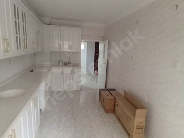 BORSEMDEN FULL YAPILI ARA KAT 3+1 DAİRE - Görsel 7