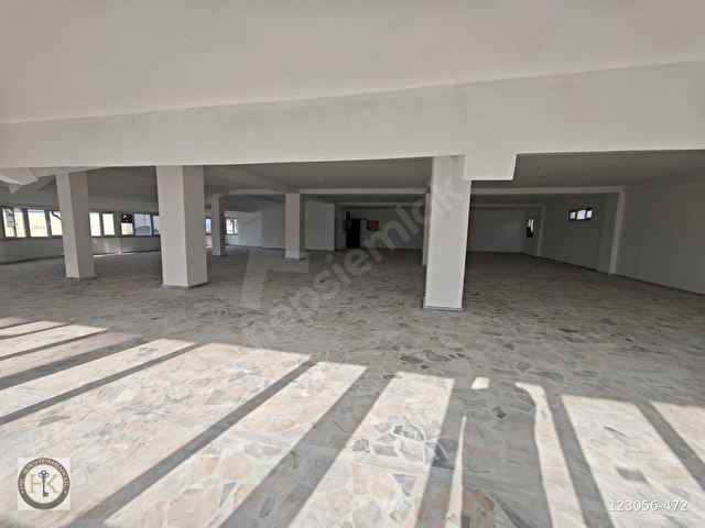 Sultangazi Cebeci Mahallesi Merkezi Konumda 400 m² Kiralık - Görsel 5