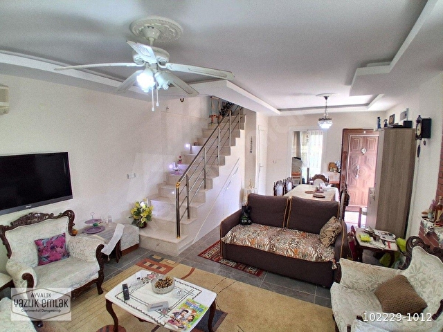 Yazlık emlaktan bilentur mevki denize 200 mt köşe yeni villa - Görsel 9