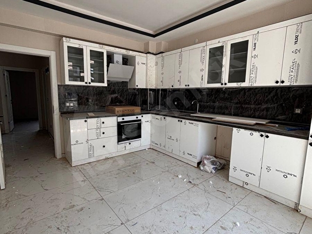 ÇİMENLİK CADDESİN’de SATILIK 3+1 SIFIR DAİRE - Görsel 13