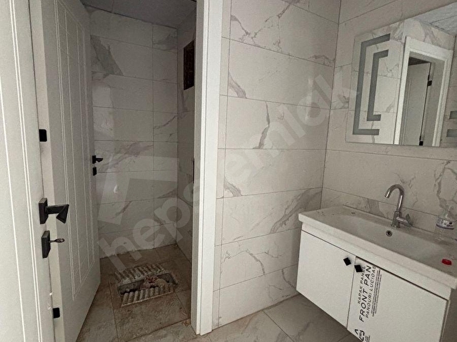 ÇİMENLİK CADDESİN’de SATILIK 3+1 SIFIR DAİRE - Görsel 19