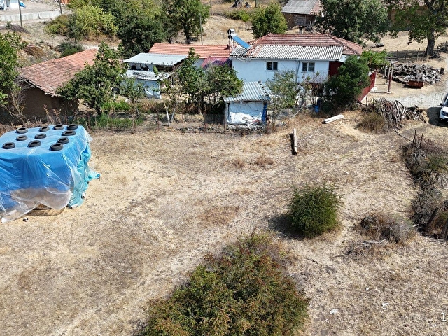 KAZDAĞLARI ETEKLERİNDE SUUÇTU KÖYÜNDE İMARLI SATILIK FIRSAT ARSA - Görsel 24