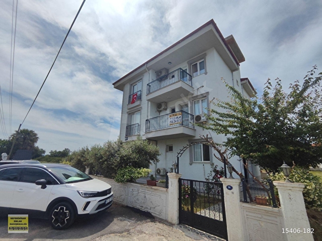 SIĞACIK MERKEZDE ZEMİN ÜSTÜ ARA KAT DOĞA MANZARALI EŞYALI 1+1
