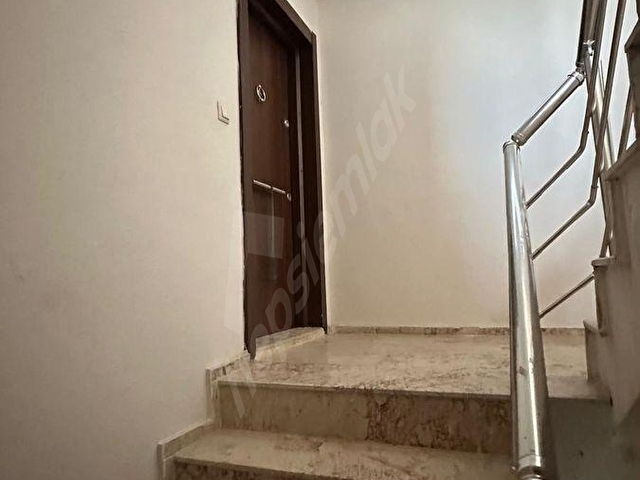 SIĞACIK MERKEZDE ZEMİN ÜSTÜ ARA KAT DOĞA MANZARALI EŞYALI 1+1 - Görsel 10