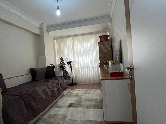 ESESNYURT PINAR MAHALLESİN DE SATILIK 2+1 ARAKAT ASANSÖRLÜ - Görsel 4