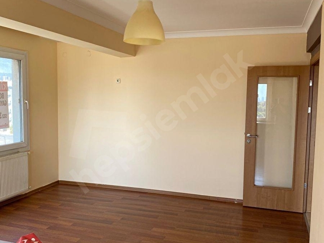 EGE ÜNİVERSİTESİ KONSERVATUAR ARKASI 2+1 - Görsel 23
