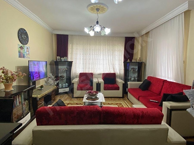 SAFRAN DAN SİNCAN SELÇUKLU MAHALLESİN DE BAĞIMSIZ KOMBİLİ YEŞİL PLATO SİTESİNDE BALKONLU DAİRE - Görsel 8