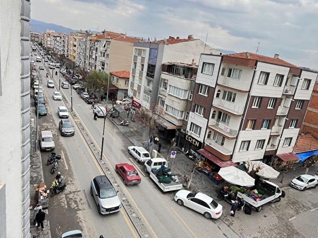 Akhisar Hilaliye caddesi 3+ 1 doğalgazlı Kiralık - Görsel 11