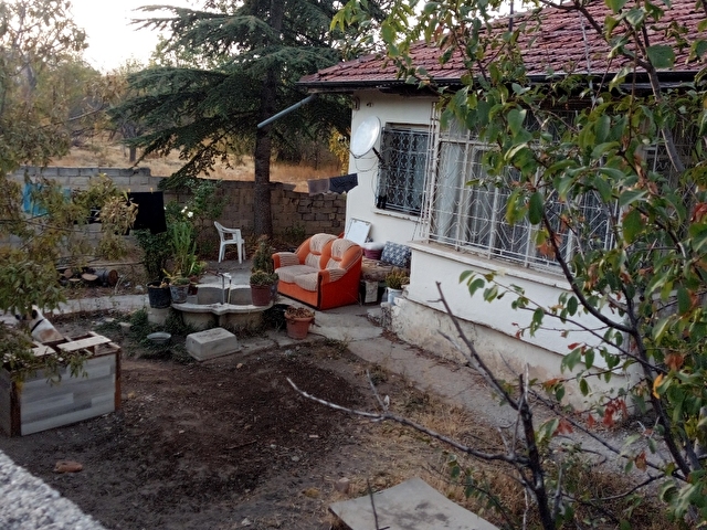 Meram Eski Yol Cadde Cepheli 2000 M2 Satilik Arsa 116512 292 Hurriyet Emlak