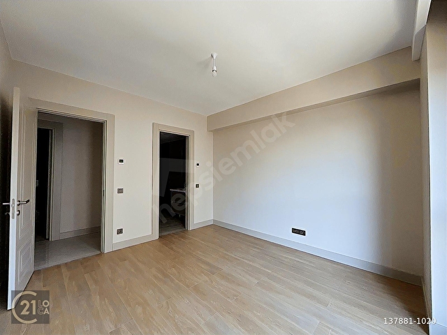 C21 LOCADAN EMLAK KONUTTA 3+1 SIFIR KİRALIK ARA KAT DAİRE - Görsel 4