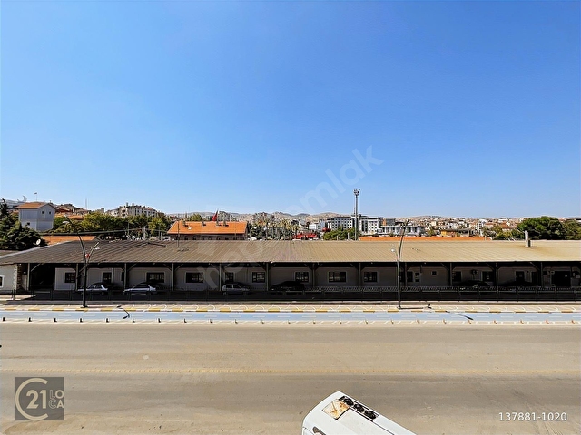 C21 LOCADAN EMLAK KONUTTA 3+1 SIFIR KİRALIK ARA KAT DAİRE - Görsel 6
