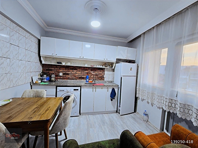 ÇİĞDEM EMLAKTAN ORTACADA EŞYALI SATILIK 2+1 DAİRE - Görsel 2