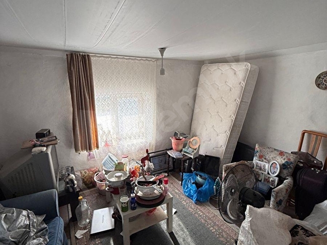 GÖNEN ÜZÜMLÜ’DE 440 m² AVLULU KÖY EVİ VE İMARLI ARSA - Görsel 13