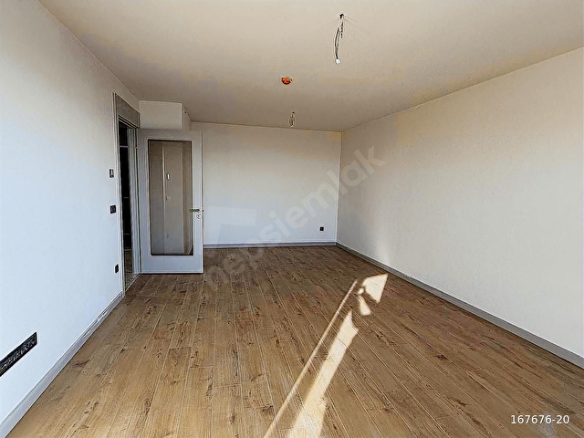 DEMİRLİFE GÖL DENİZ HAVUZ MANZARALI 2+1 127m2 SATILIK - Görsel 4
