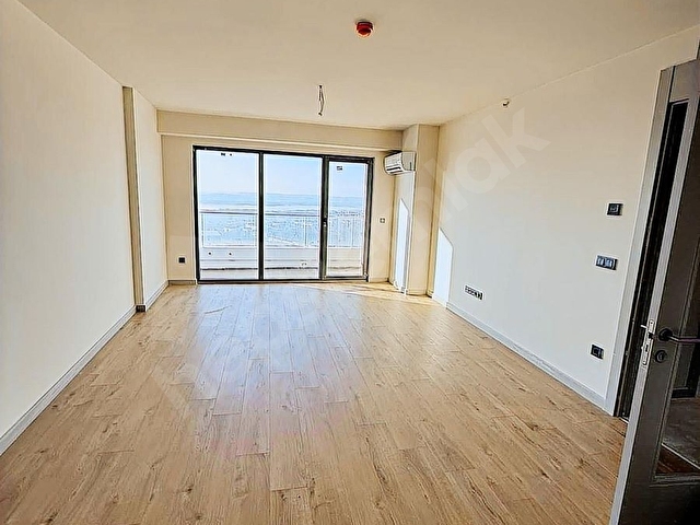 DEMİRLİFE GÖL DENİZ HAVUZ MANZARALI 2+1 127m2 SATILIK - Görsel 5
