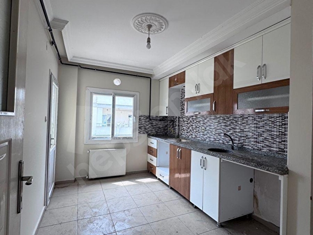 KİRALIK BAĞLARDA 3+1 DOĞALGAZLI ARA KAT DAİRE - Görsel 27