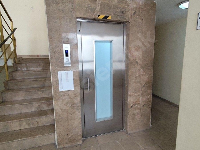 KİRALIK OFİS ÇARŞIYA ÇOK YAKIN - Görsel 2