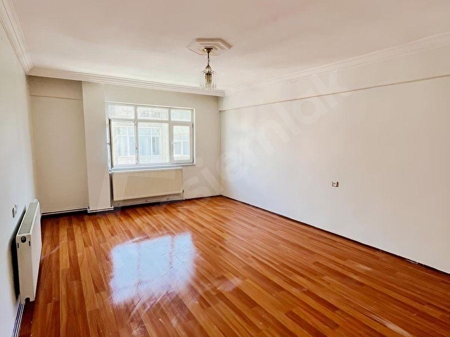 ÇARŞI MERKEZDE 3+1 KİRALIK DAİRE - Görsel 25
