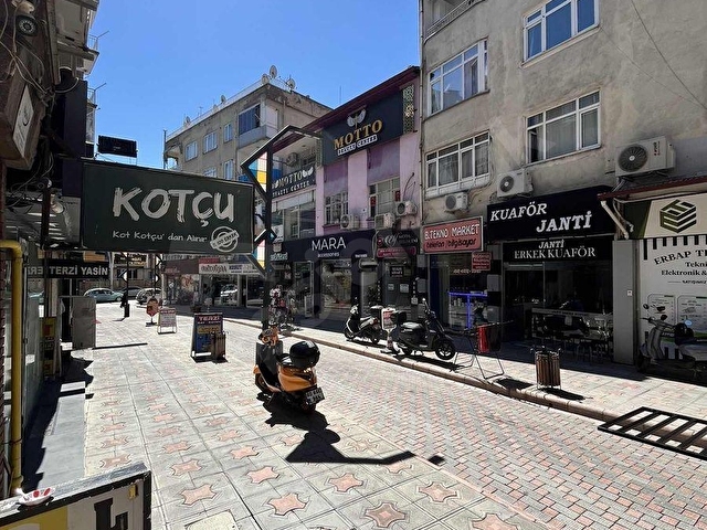 ÇARŞI MERKEZDE 3+1 KİRALIK DAİRE - Görsel 5