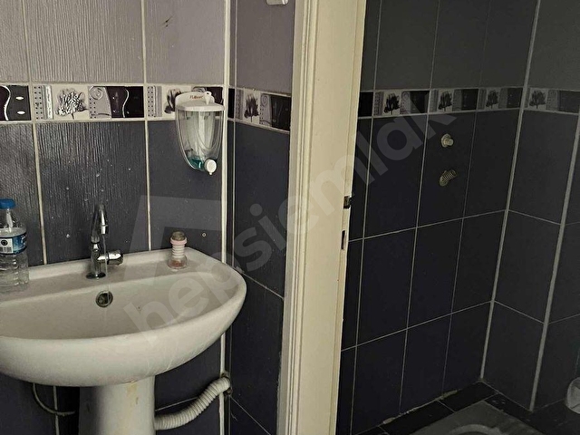 ÇARŞI MERKEZDE 3+1 KİRALIK DAİRE - Görsel 27