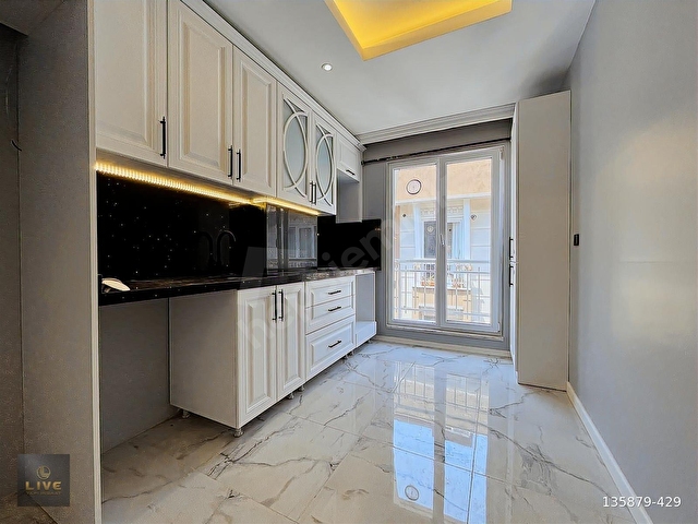 BEYKENTİN EN GÖZDE KONUMUNDA KENDİNE HAYRAN BIRAKAN 5+2 DAİRE - Görsel 9