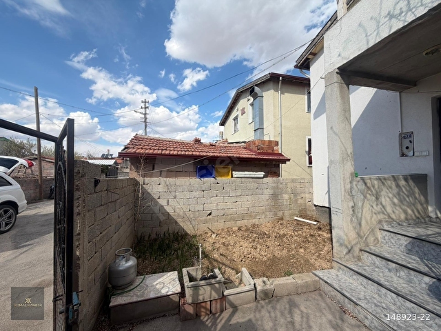 KEMAL KANBERDEN HARMANCIKTA İKİ KATLI BAHÇE EVİ - Görsel 30