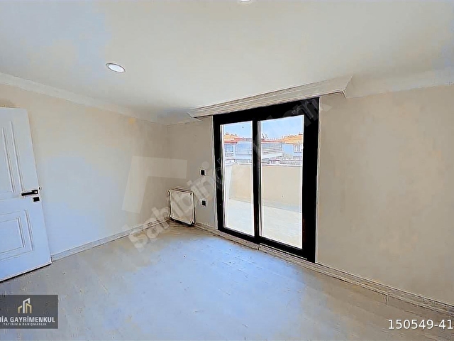 MİA GAYRİMENKULDEN MİTHATPAŞA PAZAR YERİ ARKASI 4+1 LÜKS VİLLA - Görsel 10