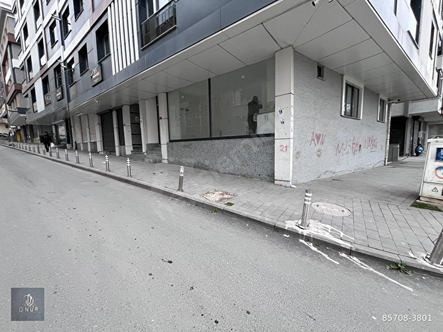 Atatürk Caddesi Yakını Sıfır Satılık 25m2 Giriş Dükkan