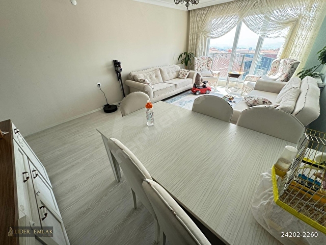 BAŞPINAR MAHALLESİDE **135 M2** ARA KAT ASANSÖRLÜ 3+1 DAİRE - Görsel 13