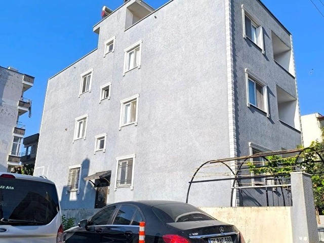Ay as emlaktan palmiye hastanesi  civarı fırsat  2+1 daire