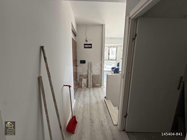 ADİL MAHALLESİNDE MERKEZİ KONUMDA GÖRMEYE DEĞER DAİRE - Görsel 27