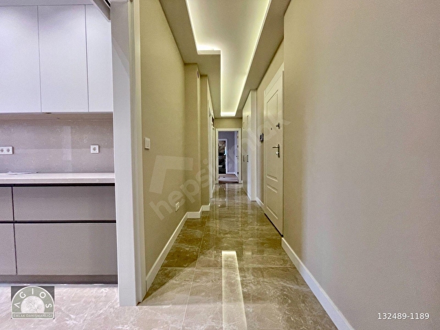 AGİOSTAN TEK YETKİLİ ÖMERPAŞA CADDESİNDE 115M2 NET 3+1 BALKONLU - Görsel 12