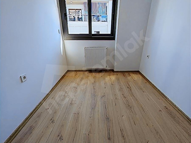 Karşıyaka Şemikler Mh Satılık 2+1 Daire - Görsel 12