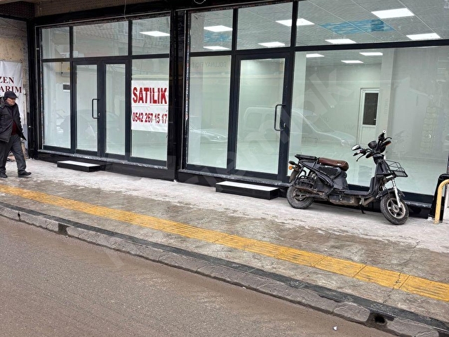 Şehrin merkezinde, her türlü alışveriş mağazacılığına uygun full yapılı ve geniş cepheli satılık dük - Görsel 8