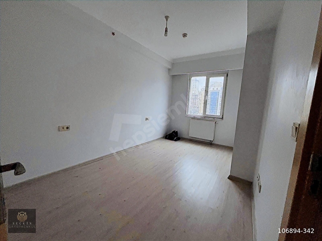 MALTEPE ZÜMRÜTEVLERDE MARMAROOM SİTESİNDE 1+1 15.KAT FERAH - Görsel 12