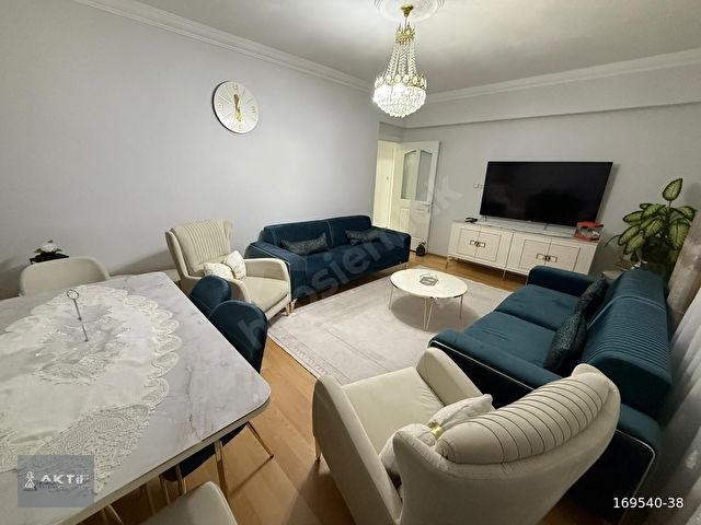 AKTİFTEN KARATAŞ MERKEZDE 3 CEPHELİ CAM BALKON KİRALIK 2+1 DAİRE - Görsel 3