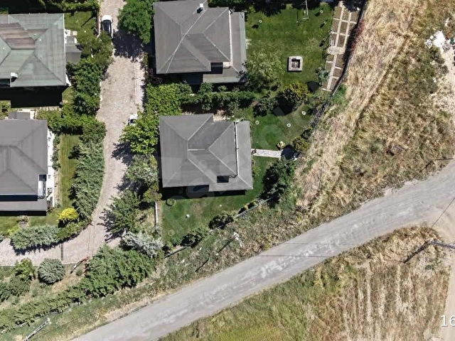SİLİVRİ BALABANDA HAVUZLU SİTE İÇİNDE 300 m² 4+1 MÜSTAKİL VİLLA - Görsel 3