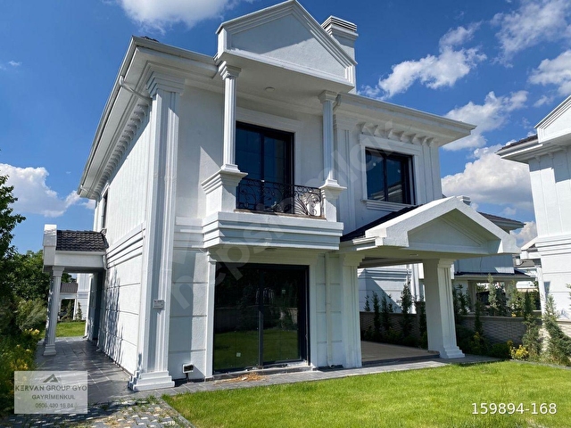 Hisarcık’da Villa 530 m2 Arsa İçinde 240 Oturum Alanı Geniş Ferah Villadır