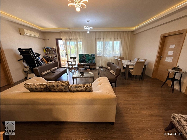İzmir in Gözdesi Urla Bademler de 1350 m2 Müstakil Arsası İçerisin de 12 Yıllık  Müstakil Ev - Görsel 2