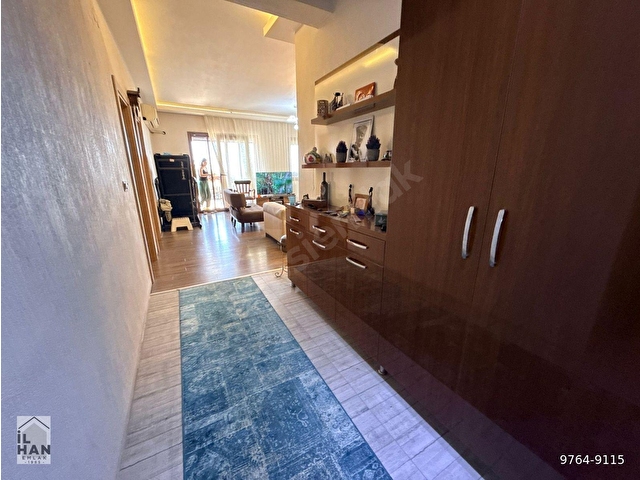 İzmir in Gözdesi Urla Bademler de 1350 m2 Müstakil Arsası İçerisin de 12 Yıllık  Müstakil Ev - Görsel 6