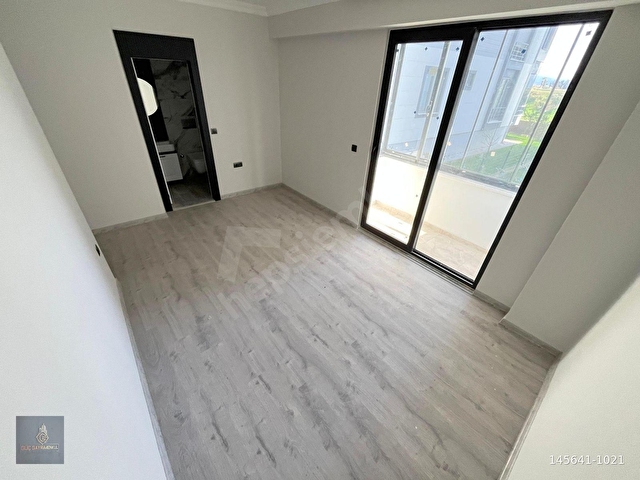 ▀GÜÇTEN▀ ALTINKUMDA DENİZE YAKIN EBEVEYNLİ OTOPARKLI 2+1 DAİRE - Görsel 6