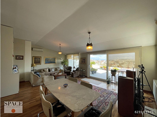 Nişantaşında Satılık Deniz Manzaralı Dubleks Daire