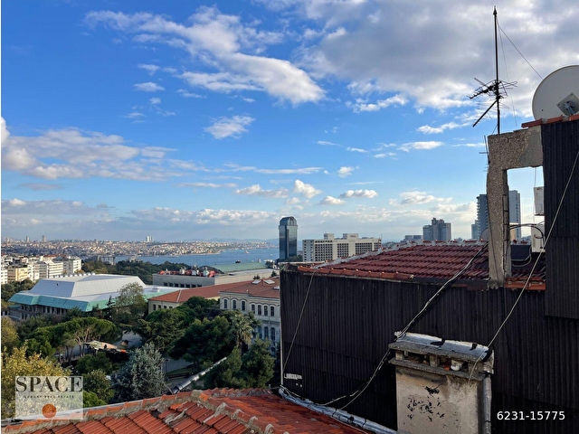 Nişantaşında Satılık Deniz Manzaralı Dubleks Daire