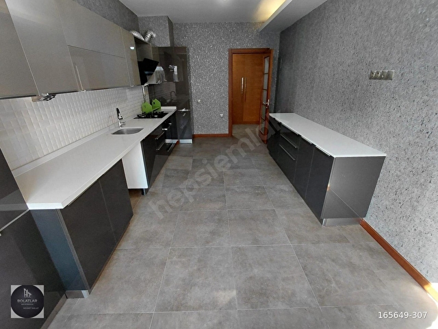 BATIKENTTE SİTE İÇERİSİNDE HAVUZLU ARAKAT SATILIK 4+1DAİRE ZM-5 - Görsel 7