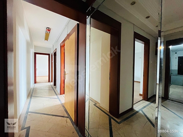 Bayar Caddesi Ege Yıldız İş Merkezinde Arakat 3+1 Ofis&Büro - Görsel 21