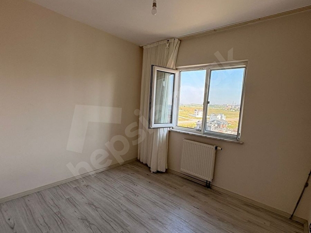HADIMKÖY KİPTAŞ-1 SİTESİNDE SATILIK İÇİ YENİLENMİŞ TEMİZ DAİRE - Görsel 6