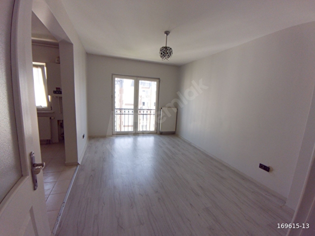 HADIMKÖY KİPTAŞ-1 SİTESİNDE SATILIK İÇİ YENİLENMİŞ TEMİZ DAİRE - Görsel 28