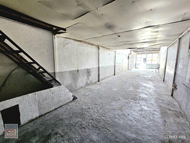 ÖZDEDEDEN KİRALIK MERAM SANAYİDE 170 MT² DÜKKAN - Görsel 3